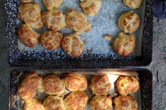 Fakanálbáb-és-hamuban-sült-pogácsa11