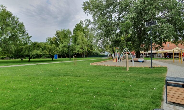 A strand 2019. július 20-án nyitja kapuit – 030