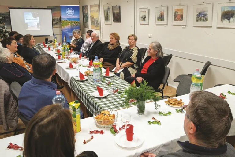 10 évesek lettünk – 01