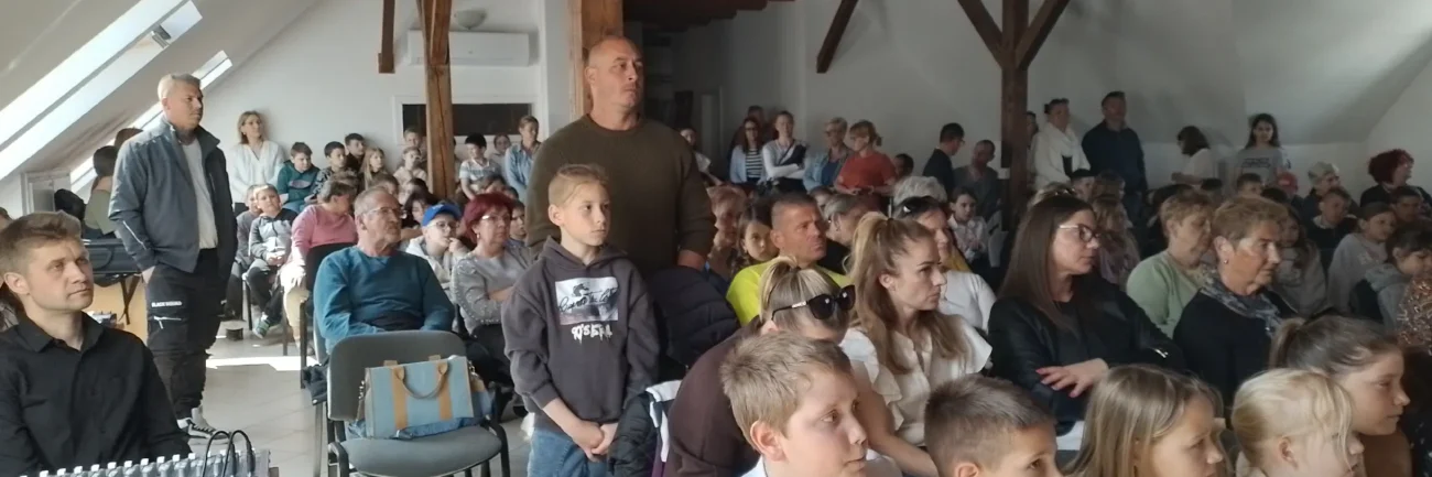 Versmondással ünnepeltek iskolásaink – 2
